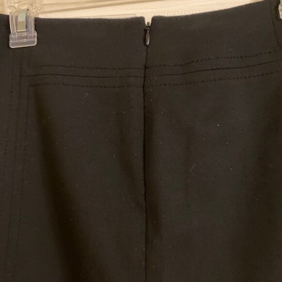 Ann Taylor LOFT Black Stretch Knit Lined Pencil Straight All Season Skirt Size 8 - Picture 3 of 7